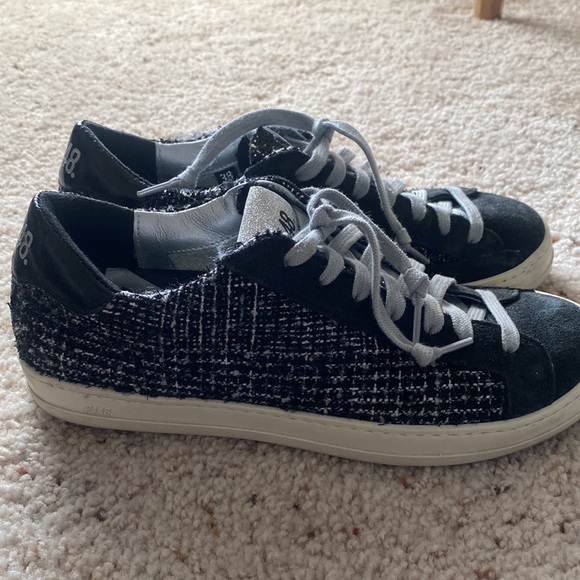 P448 Fashion Sneakers - Picture 4 of 4